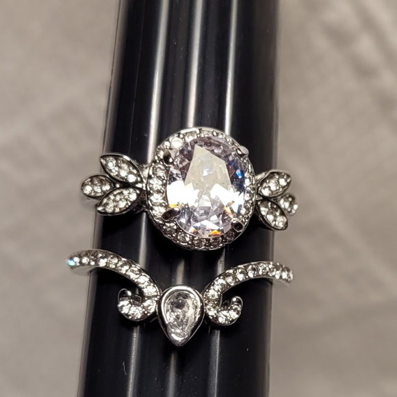 Wedding Set - Picture 3 of 7